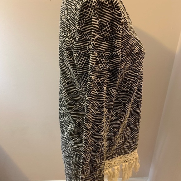 Entro black/cream tunic with fringe, size S - Picture 2 of 6